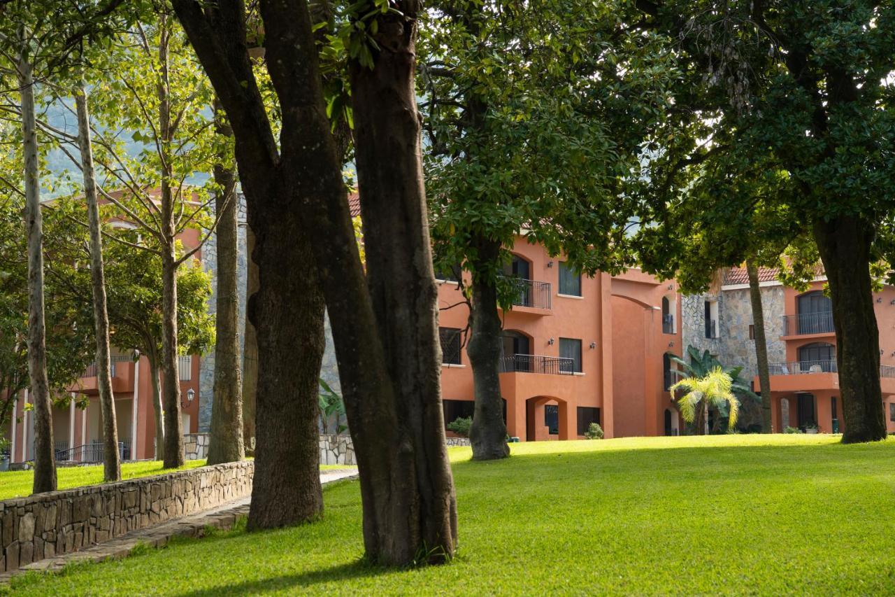 Hotel Hacienda Cola Del Caballo سانتياغو المظهر الخارجي الصورة